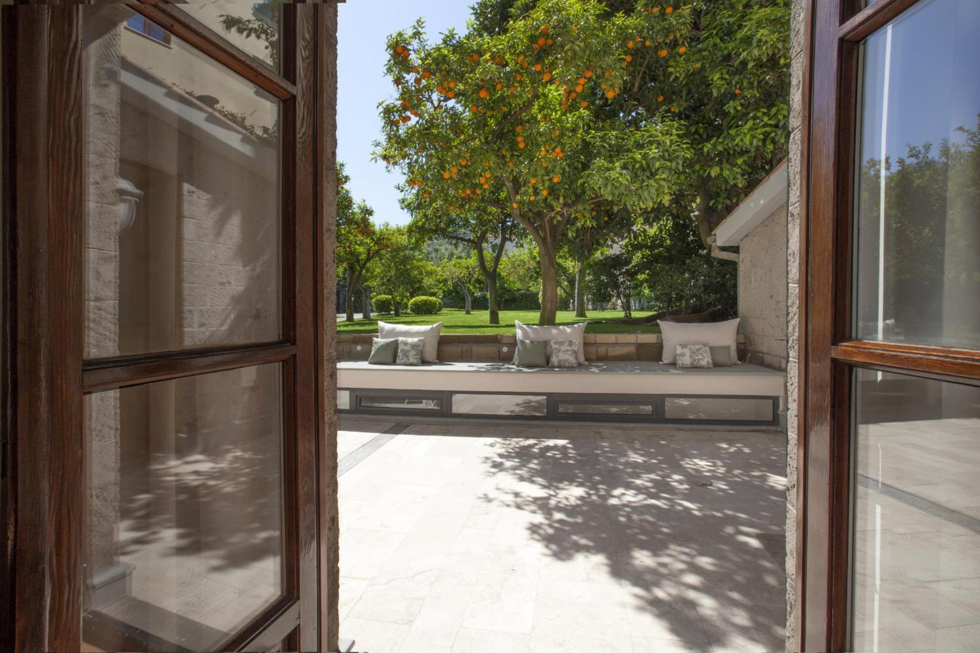 Amore Rentals - Villa Ebe Сорренто Экстерьер фото